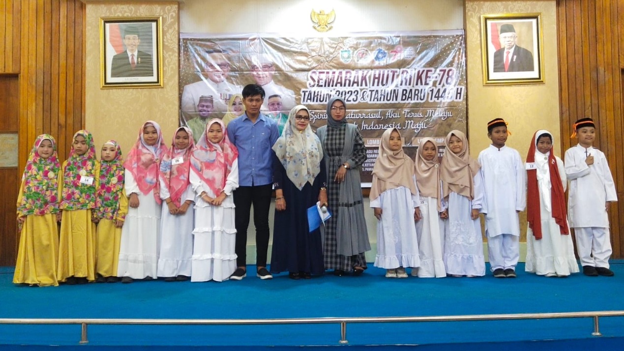 Tampil Maksimal, Trio Siswi SDIT KH Ahmad Dahlan Kota Parepare Raih Juara III Lomba Nasyid